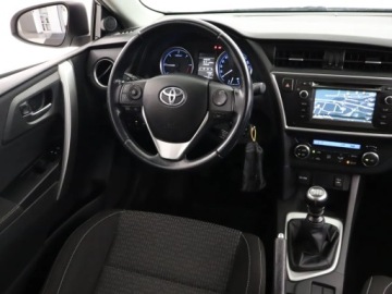 Toyota Auris II Touring Sports D-4D 90 90KM 2014 Toyota Auris 1.4 D-4D, Salon Polska, Serwis ASO, zdjęcie 6