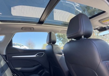MG ZS I 2022 MG ZS EV 2022r elektryczny z bateria dach panoramiczny czarna skora, zdjęcie 8