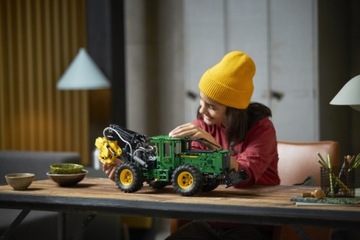 LEGO - TECHNIC - Трелевочный трактор JOHN DEERE 948L-II - 42157