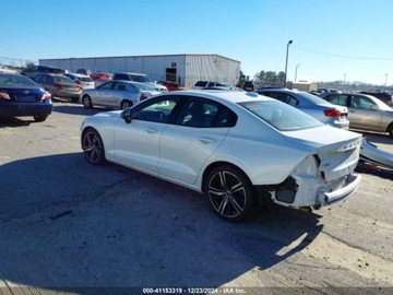 Volvo 2022 Volvo S60 2022 Volvo S60 B5 FWD R-Design 2.0 Benzyna 247KM, zdjęcie 2