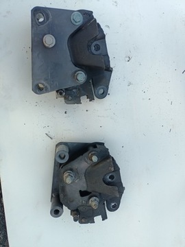 ZATRZASK ZAWIASU KABINY ZAMEK SCANIA R S