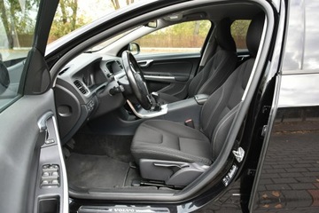 Volvo V60 I Kombi Facelifting 2.0 D2 DRIVE-E 120KM 2015 Volvo V60 2.0d 120KM Manual 2015r. LED NAVi TEMPOM, zdjęcie 15