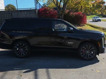 Cadillac Escalade III 2026 Cadillac Escalade Cadillac Escalade V-Series 1SD 6.2 Benzyna 682KM, zdjęcie 3