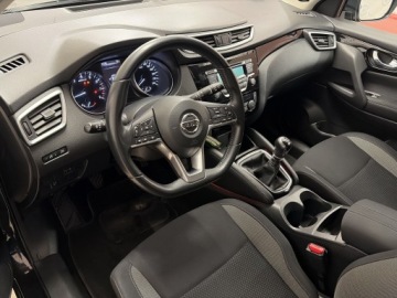 Nissan Qashqai II Crossover Facelifting 1.2 DiG-T 115KM 2018 Nissan Qashqai 1.2 DIG-T N-Connecta II (2013-) Nis, zdjęcie 9