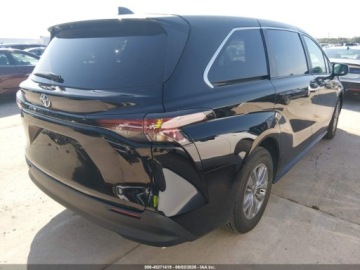 Toyota Sienna III 2026 Toyota Sienna Le 2026 2.5 Benzyna 189KM, zdjęcie 4