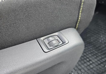 Citroen C3 III Hatchback Facelifting 1.2 PureTech 83KM 2023 Citroen C3 1.2 83KM Shine - Salon PL Serwis ASO Gwarancja FV23 1.2 83KM, zdjęcie 23