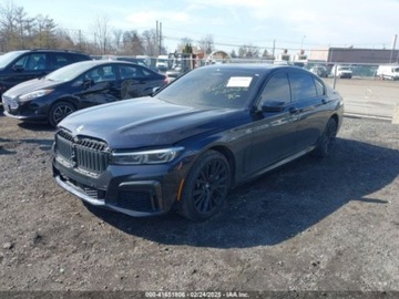 BMW Seria 7 G70 2022 BMW Seria 7 750 I xDrive 2022 4.4l 4.4 Benzyna 523KM, zdjęcie 1