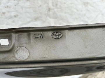 BLATNÍK LEVÝ PŘEDNÍ TOYOTA HILUX VIII