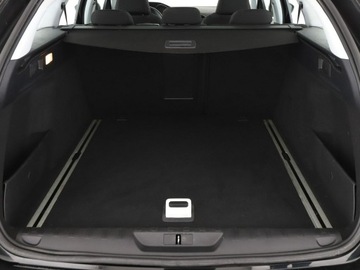 Peugeot 3008 II Crossover 1.6 BlueHDi 120KM 2017 Peugeot 3008 klima auto panorama navi czujniki, zdjęcie 19