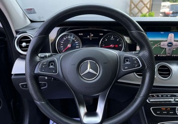 Mercedes Klasa E W213 Kombi 2.0 220d 194KM 2016 Mercedes-Benz Klasa E E 220D AUTOMAT 195KMLED perfekcyjny zarejestrowa, zdjęcie 23