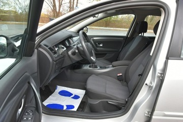 Renault Laguna III Grandtour 2.0 16v 140KM 2009 Renault Laguna 2.0 16v 140KM 2009r. Xenon TEMPOMAT, zdjęcie 16