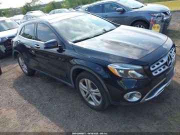 Mercedes GLA I 2019 Mercedes-Benz GLA 2019 MERCEDES-BENZ GLA 250 4MATIC 2.0 Benzyna 208KM, zdjęcie 2