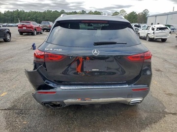 Mercedes GLA II 2021 Mercedes-Benz GLA 2021 r., 2,0L GLA 250 2.0 Benzyna 221KM, zdjęcie 4