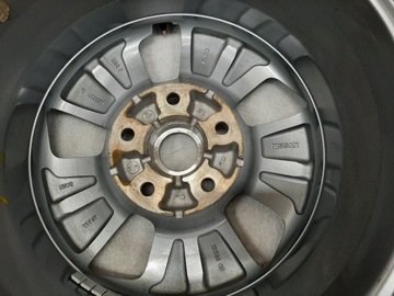 NISSAN 15'' LEAF I ZE0 II ZE1 PULSAR 5X114,3X66