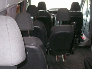 Ford Transit VI Kombi SWB 2.2 Duratorq TDCi 115KM 2011 Ford Transit 2.2d 115KM 2011r 9 osobowy!, zdjęcie 9