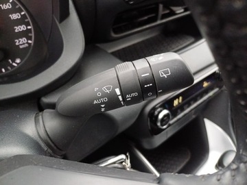 Toyota Yaris IV Hatchback 1.5 Hybrid Dynamic Force 116KM 2023 Toyota Yaris Hybrid 1.5 Comfort IV (2020-) Hybrid, zdjęcie 20