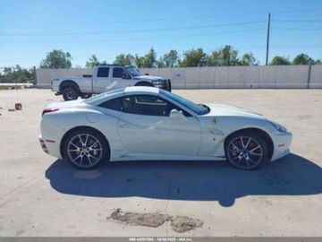 Ferrari California 2012 Ferrari California 2012 4.3l 4.3 Benzyna 453KM, zdjęcie 6