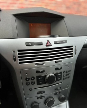 Opel Astra H Hatchback 5d 1.4 TWINPORT ecoFLEX 90KM 2009 Opel Astra Automat Klima alu czujniki Gwarancja w cenie Warszawa VRFR 1.4, zdjęcie 15