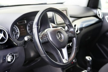 Mercedes Klasa B W246 Sports Tourer 180 BlueEFFICIENCY 122KM 2013 Mercedes B 180 Navi/6 Biegów/Parktronic/, zdjęcie 16