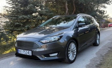Ford Focus III Kombi Facelifting 1.0 EcoBoost 125KM 2015 Ford Focus Ford Focus 1.0 EcoBoost Titanium Benzyna 125KM, zdjęcie 1