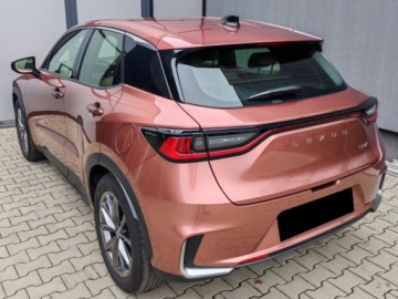 Lexus LBX 1.5 Hybrid 136KM 2025 Od ręki - Elegant 1.5 Hybrid 136KM | Podgrzewane fotele!, zdjęcie 3