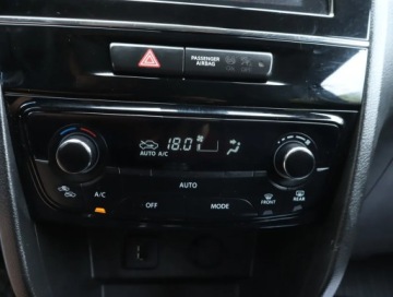 Suzuki Vitara III SUV Facelifting 1.4 BoosterJet 140KM 2019 Suzuki Vitara 1.4 BoosterJet, Salon Polska, zdjęcie 15
