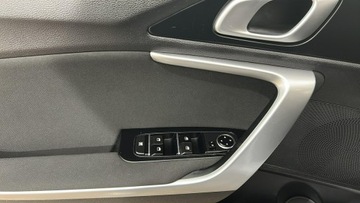 Kia Ceed III Kombi Facelifting 1.0 T-GDI 100KM 2022 Kia Nowy Ceed 1.0 T-GDI M Kombi, zdjęcie 12