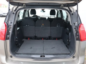 Peugeot 5008 I Minivan Facelifting 1.6 BlueHDi 120KM 2015 Peugeot 5008 1.6 BlueHDi, 7 miejsc, Klima, zdjęcie 12