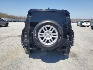 Land Rover Defender IV (L663) 2024 Land Rover Defender 130s, 2024r., 4x4, 3.0L 3.0 Benzyna 395KM, zdjęcie 5