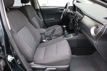 Toyota Auris I Hatchback 3d Facelifting 1.6 Valvematic 132KM 2013 Toyota Auris 1.6 Valvematic, Salon Polska, zdjęcie 8