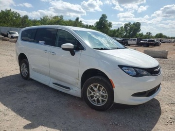 Chrysler Voyager V 2022 Chrysler Voyager LX 2022 3.6l 3.6 Benzyna 287KM, zdjęcie 4