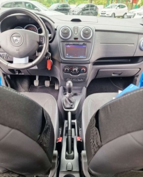 Dacia Lodgy Minivan TCe  115KM 2016 Dacia Lodgy Dacia Lodgy TCe 115 Stepway 1.2 Benzyna 115KM, zdjęcie 37