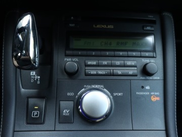 Lexus CT Hatchback 5d 200h 136KM 2011 Lexus CT 200h, Salon Polska, Serwis ASO, Automat, zdjęcie 11