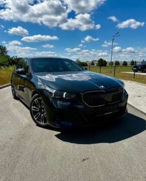 BMW Seria 5 G90-91 Touring 2.0 520d 197KM 2026 BMW Seria 5 Specjalna oferta do konca czerwca GOTOWY DO ODBIORU 2.0, zdjęcie 1