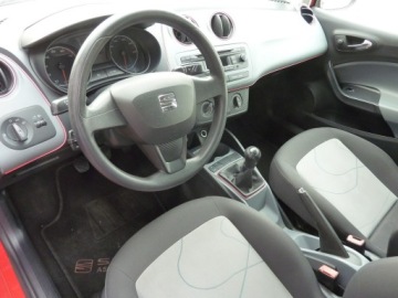 Seat Ibiza IV Hatchback 5d Facelifting 1.2 70KM 2014 Seat Ibiza 1.2 Benzynka, zdjęcie 10