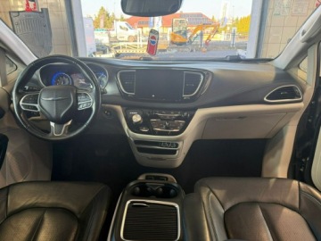 Chrysler Pacifica II 3.6 V6 291KM 2021 Chrysler Pacifica Lokalizacja : Włocławek, zdjęcie 25