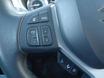 Suzuki 2024 Suzuki Vitara 1,4T Premium Allgrip Salon PL manula 2024 1.4 Hybryda 129KM, zdjęcie 17