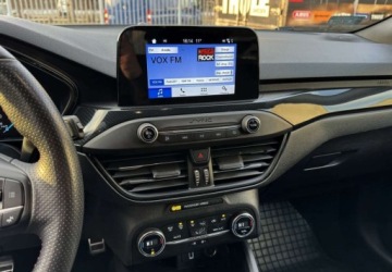 Ford Focus III Kombi Facelifting 1.5 EcoBoost 150KM 2018 Ford Focus SW Ford Focus SW 1.5 EcoBoost ST-Line ASS 1.5 Benzyna 150KM, zdjęcie 7