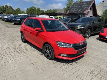 Skoda Fabia III Hatchback Facelifting 1.0 TSI 95KM 2019 Škoda Fabia Skoda Fabia Klimatronik Kamera