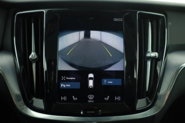 Volvo V60 II  2021 Volvo V60 Cross Country B4 2.0 AWD, 194 KM, 4X4, zdjęcie 9