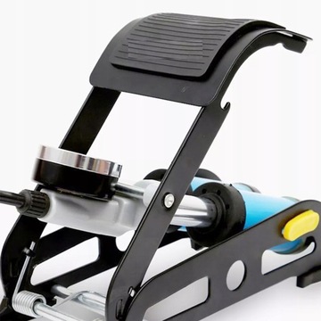 МОЩНЫЙ ДВУХПОРШНЕВЫЙ АВТОМОБИЛЬНО-ВЕЛОСИПЕДНЫЙ НАСОС НА НОЖКАХ