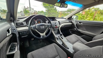 Honda Accord VIII Kombi 2.0 VTEC 156KM 2011 Honda Accord Honda Accord 2.0i Klima Biala perla Zadbany 2.0 156KM, zdjęcie 10