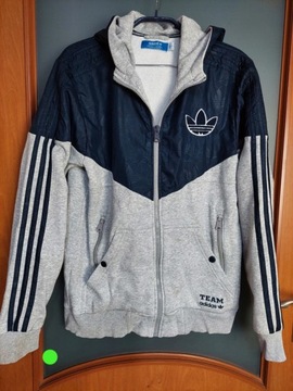 Adidas ciepła bluza ,fajny fason roz S
