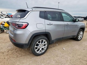 Jeep Compass II 2024 Jeep Compass Latitude Lux 2024 2.0l 2.0 Benzyna 200KM, zdjęcie 3