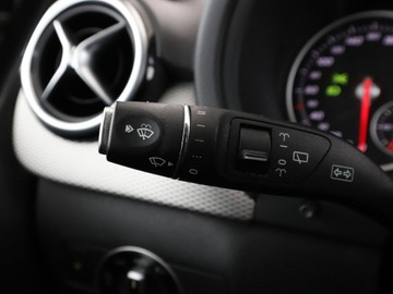 Mercedes Klasa B W246 Sports Tourer 180 BlueEFFICIENCY 122KM 2015 Mercedes B 180 PDC grzane fotele tempomat, zdjęcie 28
