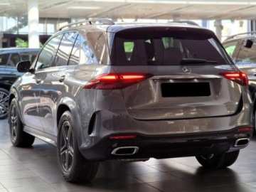 Mercedes GLE V167 SUV Facelifting 2.0 300d 269KM 2025 MERCEDES-BENZ GLE 300 d 4-Matic AMG Line 2.0 (269KM) 2025, zdjęcie 3