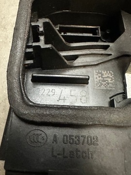 ! BMW 3 E90 09R ZÁMEK DVEŘE PRAVÝ PŘEDNÍ 7229458
