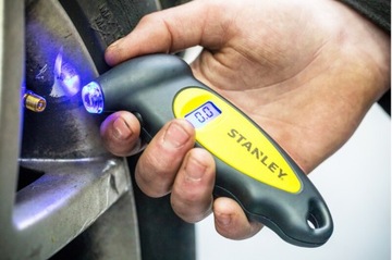 STANLEY 80874 Цифровой манометр для шин