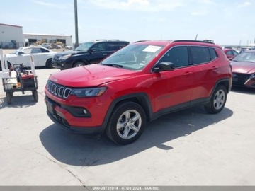 Jeep Compass II 2024 Jeep Compass 2024 Jeep Compass Latitude 4x4 2.0 Benzyna 200KM, zdjęcie 2