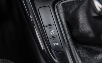 Kia Carens IV Minivan 1.7 VGT CRDi 141KM 2016 Kia Carens 1.7CRDI 141KM Ledy Xenon Navi Camera Panorama 7os Full Gwaranc, zdjęcie 22